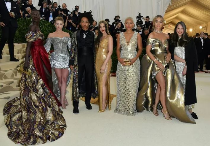 Met Gala 2018 l Eglise s invite sur le tapis rouge Magazine Absol me