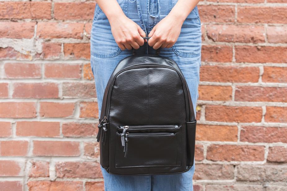 porter le sac à dos