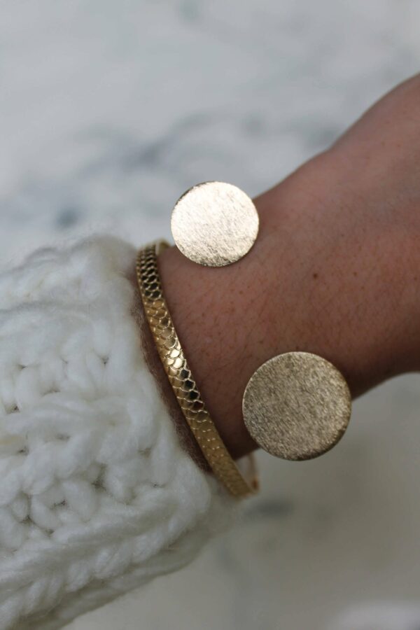 Absolème bracelet jonc gravé plaqué or
