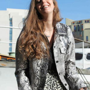 Veste vinyle imprimé serpent