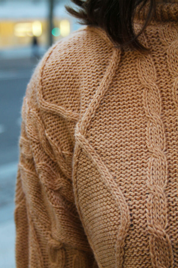 Absolème pull court col roulé camel
