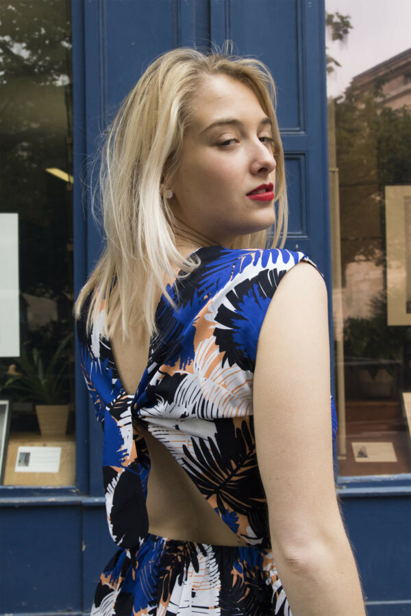 Absolème e-shop robe tendance dos-nu imprimé tropical