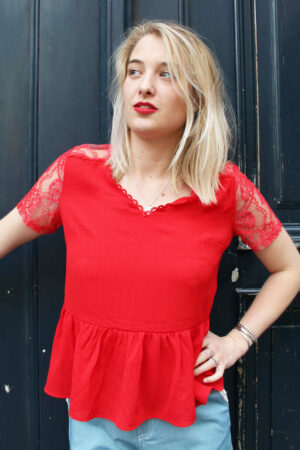 Absolème concept store top dentelle rouge