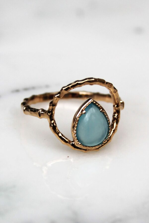 Absolème bague plaqué or et agate bleu