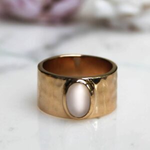 Absolème bague en plaqué or et pierre de lune