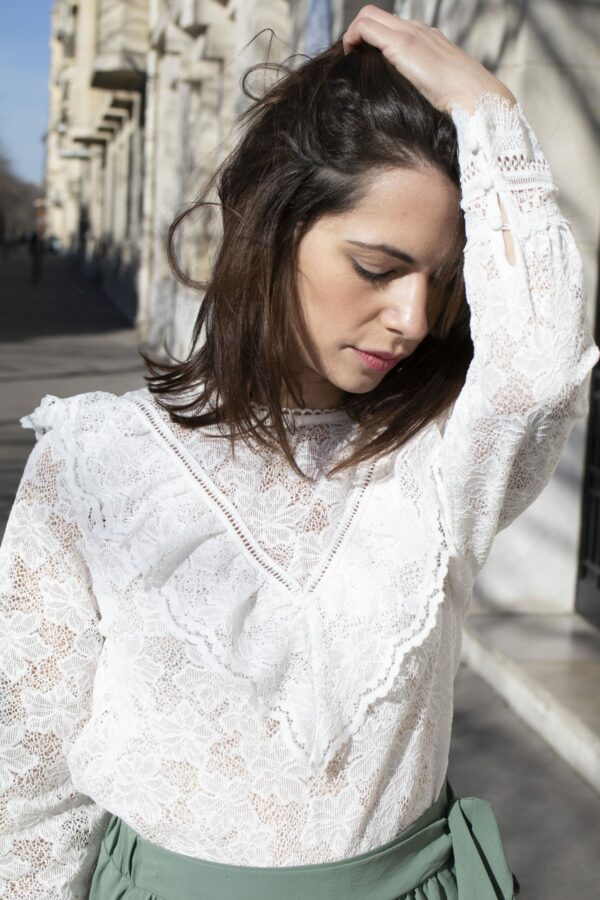 Absolème blouse en dentelle blanche