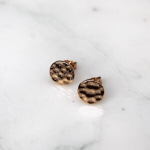 Absolème puces d'oreilles plaqué or martelé