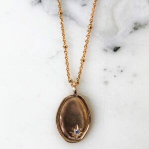 Absolème collier plaqué or médaille