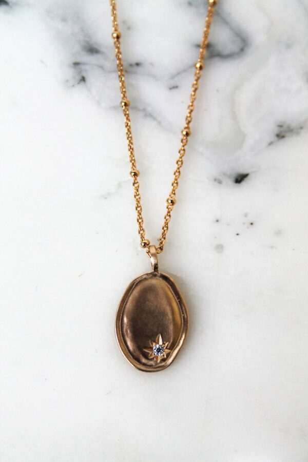 Absolème collier plaqué or médaille
