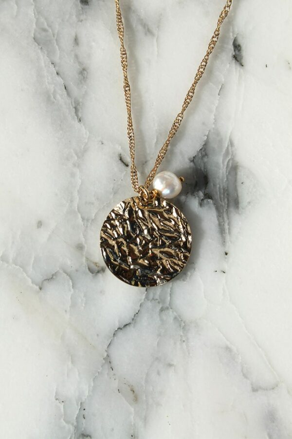 Absolème collier plaqué or et perle d'eau douce
