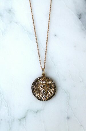 Absolème collier plaqué or médaille Lion