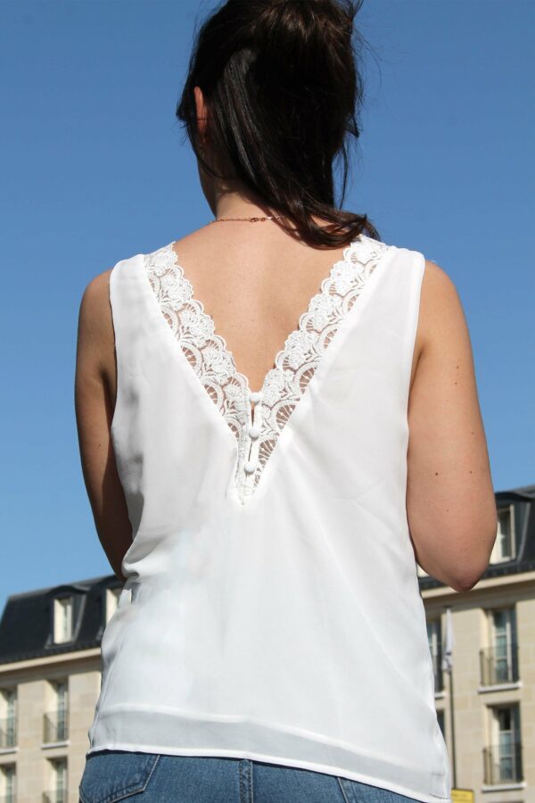 Absolème top blanc en dentelle