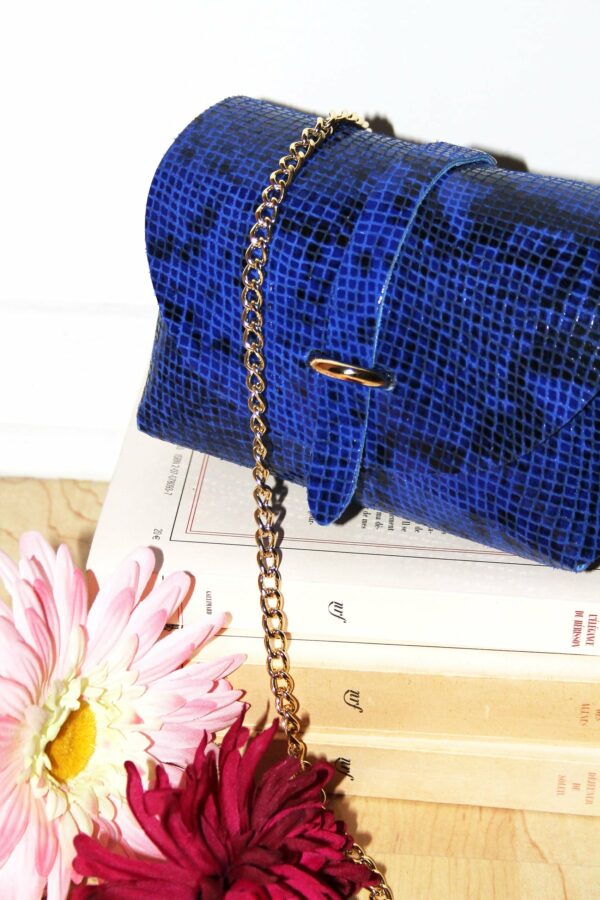 Absolème micro sac à main en cuir bleu serpent
