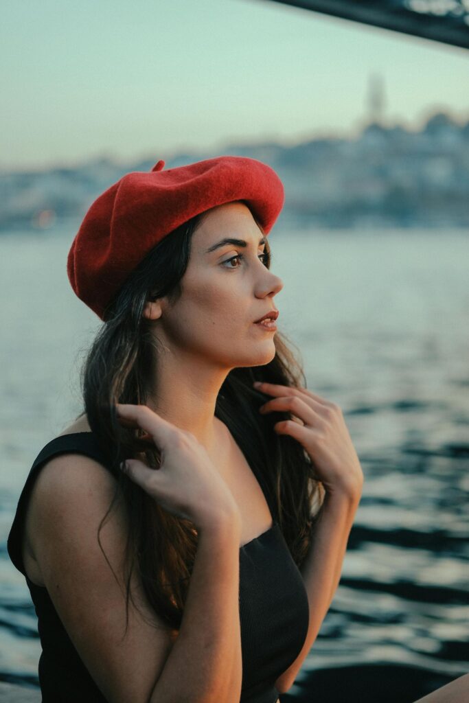 inspiration look femme avec un béret