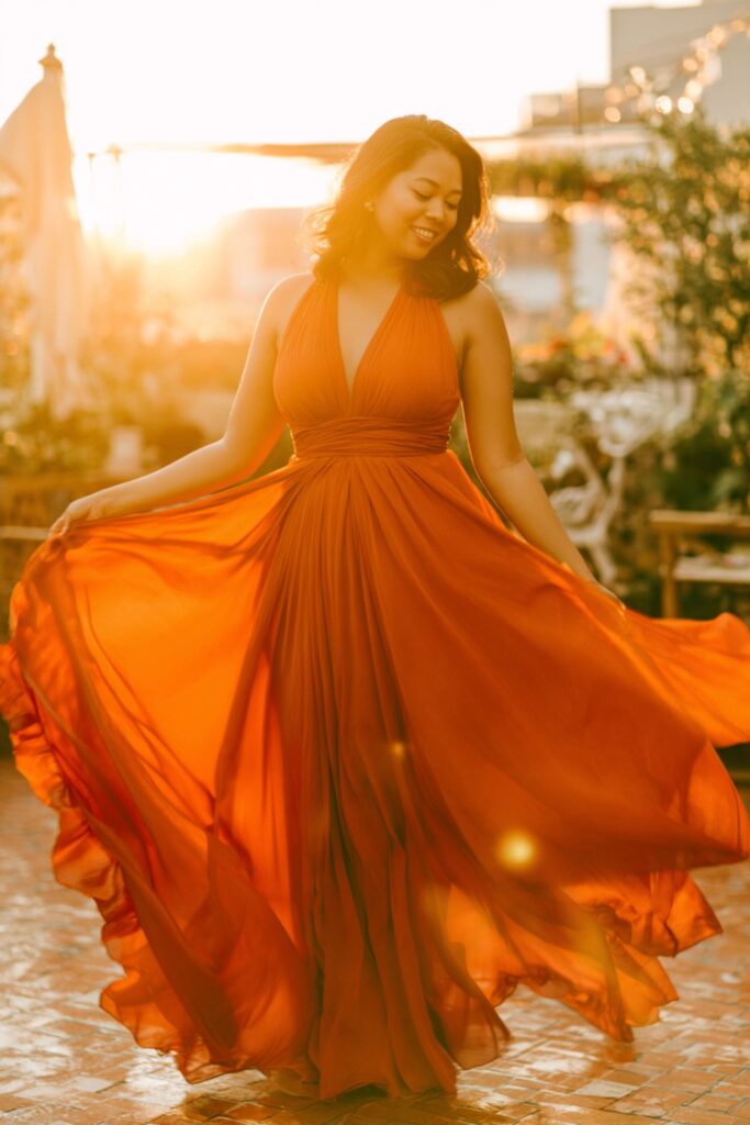 porter une robe orange à un mariage