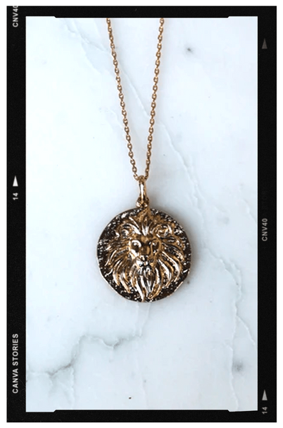 Absolème collier Lion plaqué or