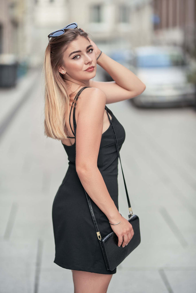 Absolème porter la mini robe