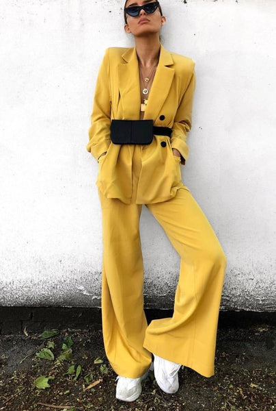 Absolème total look monochrome jaune pop