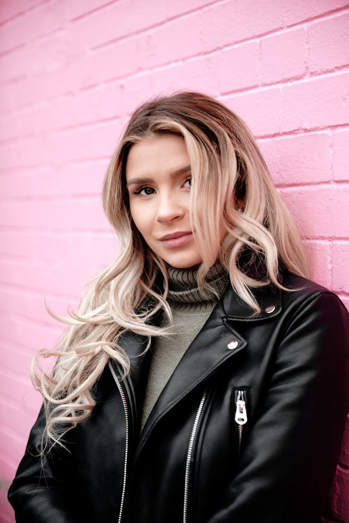 Absolème quelles couleurs porter quand on est blonde ?